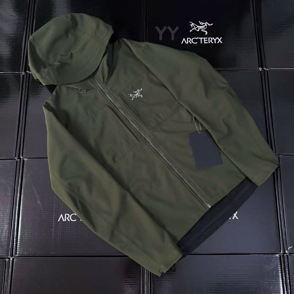 Arc'teryx Military Green Hooded Jacket, Size L.